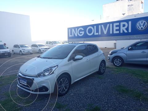 foto Peugeot 208 Feline 1.6 Pack Cuir usado (2016) color Blanco Nacré precio $1.450.000