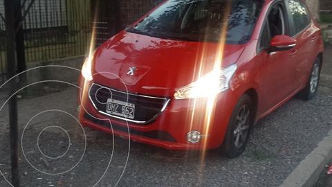 foto Peugeot 208 Allure 1.5 Full usado (2014) color Rojo Aden precio $1.100.000