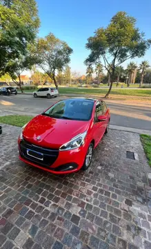 Peugeot 208 Feline 1.6 usado (2020) color Rojo Rubi financiado en cuotas(anticipo $5.500.000 cuotas desde $250.000)