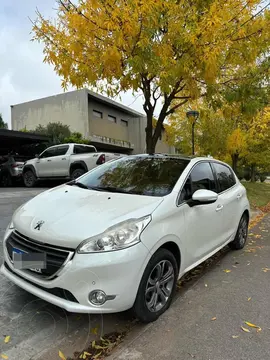 Peugeot 208 Feline 1.6 usado (2019) color Blanco Banquise financiado en cuotas(anticipo $6.900.000 cuotas desde $300.000)