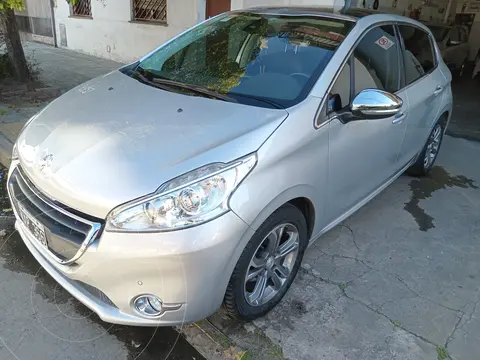 Peugeot 208 Feline 1.6 Pack Cuir usado (2014) color Gris Aluminium precio $15.500.000