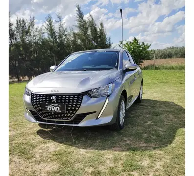 Peugeot 208 Active 1.6 Tiptronic usado (2023) color Gris financiado en cuotas(anticipo $2.000.000 cuotas desde $199.999)