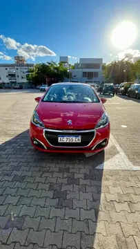 Peugeot 208 Feline 1.6 usado (2018) color Rojo precio $7.000.000