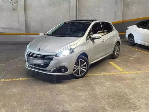 Peugeot 208 Feline 1.6 Tiptronic usado (2019) color Gris precio $10.500.000