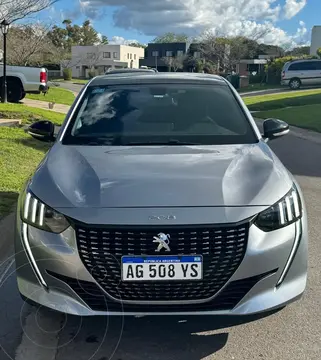 Peugeot 208 Active 1.6 Pack usado (2024) color Gris Aluminium financiado en cuotas(anticipo $40.000.000)