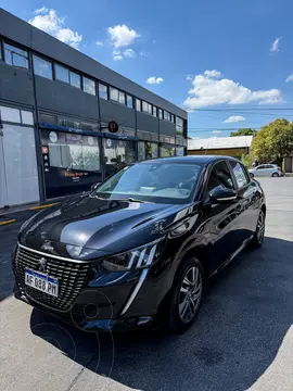 Peugeot 208 Feline 1.6 Tiptronic usado (2022) color Negro Perla precio $25.990.000