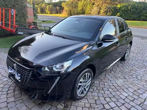 Peugeot 208 Allure 1.6 usado (2022) color Negro financiado en cuotas(anticipo $1.000.000 cuotas desde $199.999)