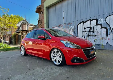 Peugeot 208 Feline 1.6 usado (2019) color Rojo Rubi financiado en cuotas(anticipo $5.000.000 cuotas desde $200.000)