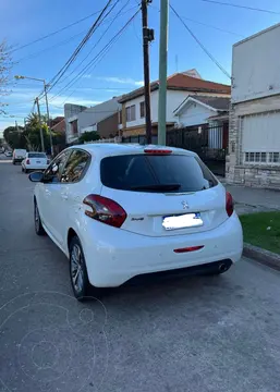 Peugeot 208 Feline 1.6 Aut usado (2018) color Gris financiado en cuotas(anticipo $4.500.000)