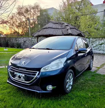Peugeot 208 Allure 1.5 usado (2013) color Azul precio u$s8.500