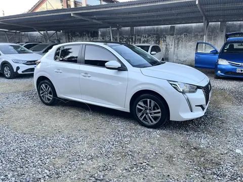Peugeot 208 Allure 1.6 Tiptronic usado (2021) color Blanco Banquise financiado en cuotas(anticipo $6.700.000 cuotas desde $500.000)