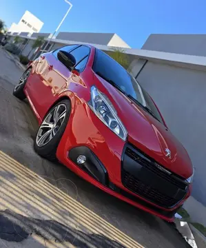 Peugeot 208 GT 1.6 THP usado (2019) color Rojo precio $12.000.000
