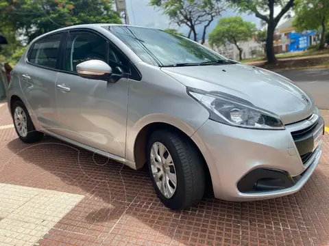 Peugeot 208 208 1.6 5P ACTIVE usado (2018) color Gris precio $16.499.990