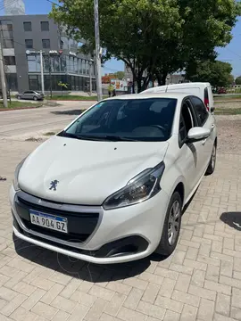 Peugeot 208 Active 1.5 usado (2017) color Blanco Nacre precio $1.212.121