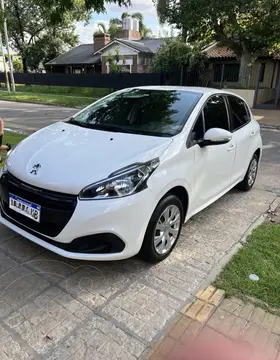 Peugeot 208 Feline 1.6 usado (2020) color Blanco Banquise financiado en cuotas(anticipo $5.500.000 cuotas desde $200.000)