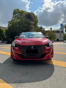 Peugeot 208 GT usado (2023) color Rojo financiado en cuotas(anticipo $8.200.000 cuotas desde $420.000)