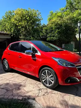 Peugeot 208 Feline 1.6 usado (2019) color Rojo financiado en cuotas(anticipo $7.500.000 cuotas desde $290.000)