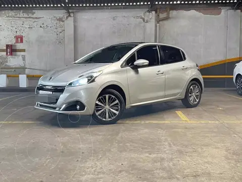 Peugeot 208 Allure 1.6 Aut usado (2019) color Gris Aluminium financiado en cuotas(anticipo $8.500.000)