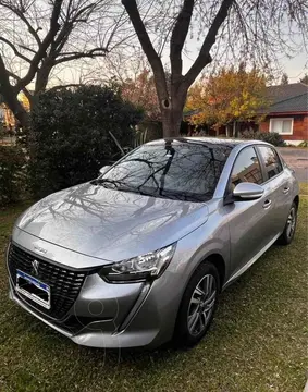 Peugeot 208 Feline 1.6 Tiptronic usado (2021) color Gris precio $5.000.000