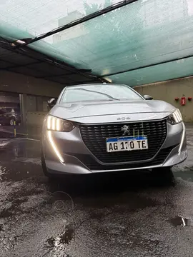 Peugeot 208 Style 1.6 Tiptronic usado (2023) color Gris Aluminium precio $11.000.000
