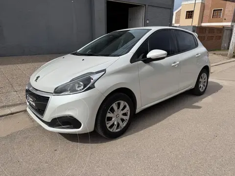 Peugeot 208 208 1.5 5P ACTIVE usado (2017) color Blanco precio $14.500.000