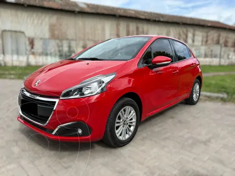 Peugeot 208 Allure 1.6 usado (2018) color Rojo precio $16.700.000
