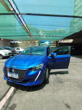 Peugeot 208 Active 1.6 usado (2021) color Azul Bourrasque financiado en cuotas(anticipo $6.000.000 cuotas desde $160.000)