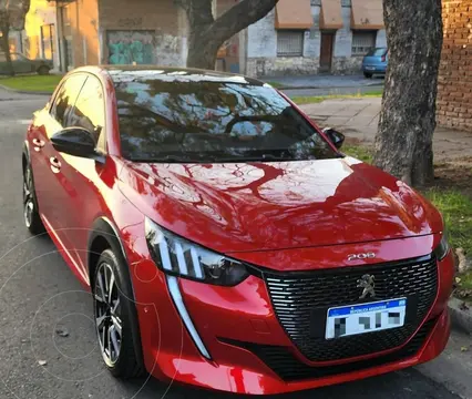 Peugeot 208 GT usado (2021) color Rojo financiado en cuotas(anticipo $1.500.000 cuotas desde $300.000)