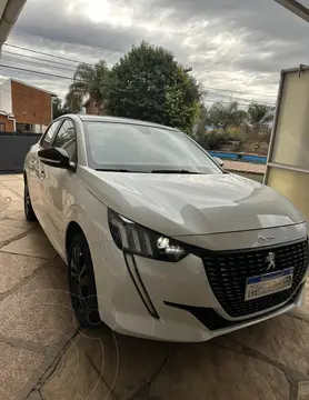 Peugeot 208 Style 1.6 usado (2021) color Blanco financiado en cuotas(anticipo $5.300.000 cuotas desde $200.000)