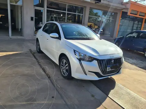 Peugeot 208 Allure 1.6 usado (2022) color Blanco precio $23.500.000