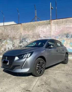 Peugeot 208 Roadtrip 1.6 Serie Especial usado (2022) color Gris Aluminium financiado en cuotas(anticipo $2.800.000 cuotas desde $260.000)