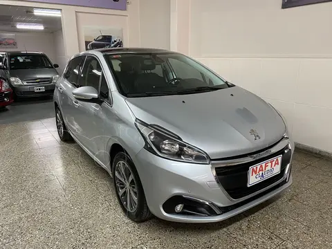 Peugeot 208 Feline 1.6 Pack Cuir usado (2017) color Gris Aluminium precio $4.800.000