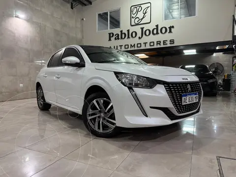 Peugeot 208 Allure 1.6 Tiptronic usado (2021) color Blanco Nacarado precio u$s19.000