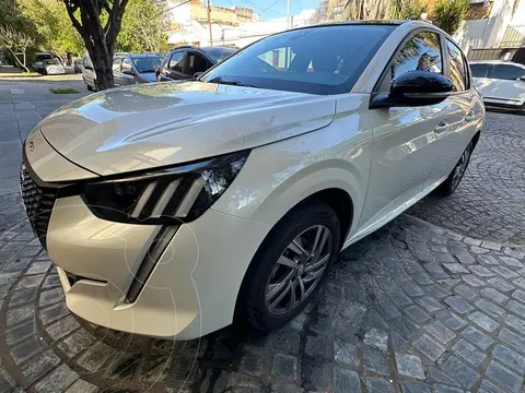 Peugeot 208 Feline 1.6 Tiptronic usado (2023) color Blanco Nacarado financiado en cuotas(anticipo $12.000.000 cuotas desde $500.000)