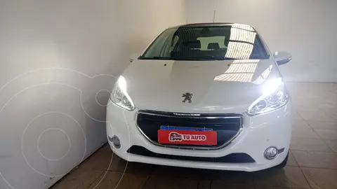 Peugeot 208 Feline 1.6 Pack Cuir usado (2016) color Blanco Nacre precio $16.900.000