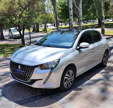 Peugeot 208 Allure 1.6 Tiptronic Pack usado (2022) color Blanco Banquise financiado en cuotas(anticipo $6.500.000 cuotas desde $320.000)