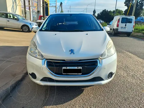 Peugeot 208 Active 1.5 usado (2015) color Blanco Nacre precio $12.500.000