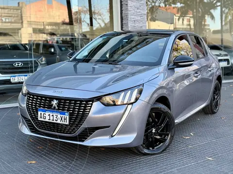 Peugeot 208 Style 1.6 usado (2023) color Gris Aluminium financiado en cuotas(anticipo $8.000.000 cuotas desde $400.000)