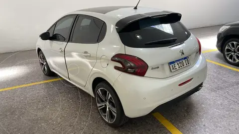 Peugeot 208 GT usado (2021) color Blanco financiado en cuotas(anticipo $3.000.000 cuotas desde $200.000)