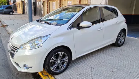 Peugeot 208 Feline 1.6 Pack Cuir usado (2014) color Blanco Nacre precio u$s12.900