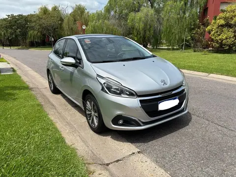Peugeot 208 Feline 1.6 usado (2019) color Gris financiado en cuotas(anticipo $8.600.000 cuotas desde $390.000)
