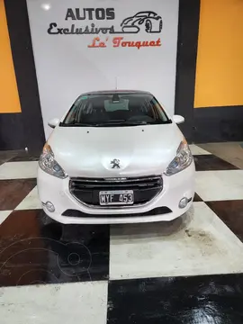 Peugeot 208 208 1.6 5P FELINE usado (2013) color Blanco precio u$s12.800