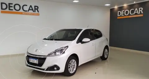 Peugeot 208 Allure 1.6 usado (2019) color Negro precio $17.200.000