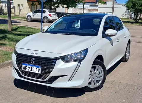 Peugeot 208 Active 1.6 Tiptronic usado (2023) color Blanco financiado en cuotas(anticipo $3.000.000 cuotas desde $200.000)