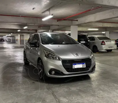Peugeot 208 Feline 1.6 usado (2019) color Gris Aluminium financiado en cuotas(anticipo $7.000.000)