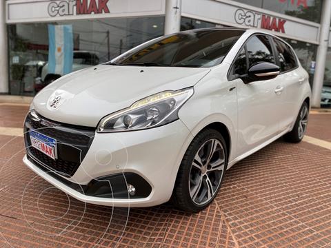 foto Peugeot 208 GT 1.6 THP usado (2017) color Blanco precio $2.895.000