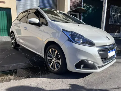 Peugeot 208 Feline 1.6 usado (2019) color Blanco Banquise precio $7.500.000