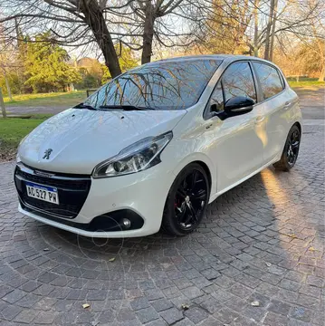 Peugeot 208 GT 1.6 THP usado (2020) color Blanco Nacre financiado en cuotas(anticipo $4.600.000)