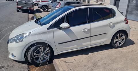foto Peugeot 208 Feline 1.6 Pack Cuir usado (2015) color Blanco Nacré precio $1.600.000