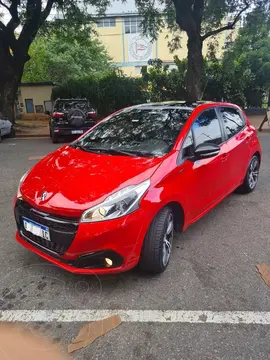 Peugeot 208 Feline 1.6 Aut usado (2019) color Rojo financiado en cuotas(anticipo $7.000.000 cuotas desde $300.000)